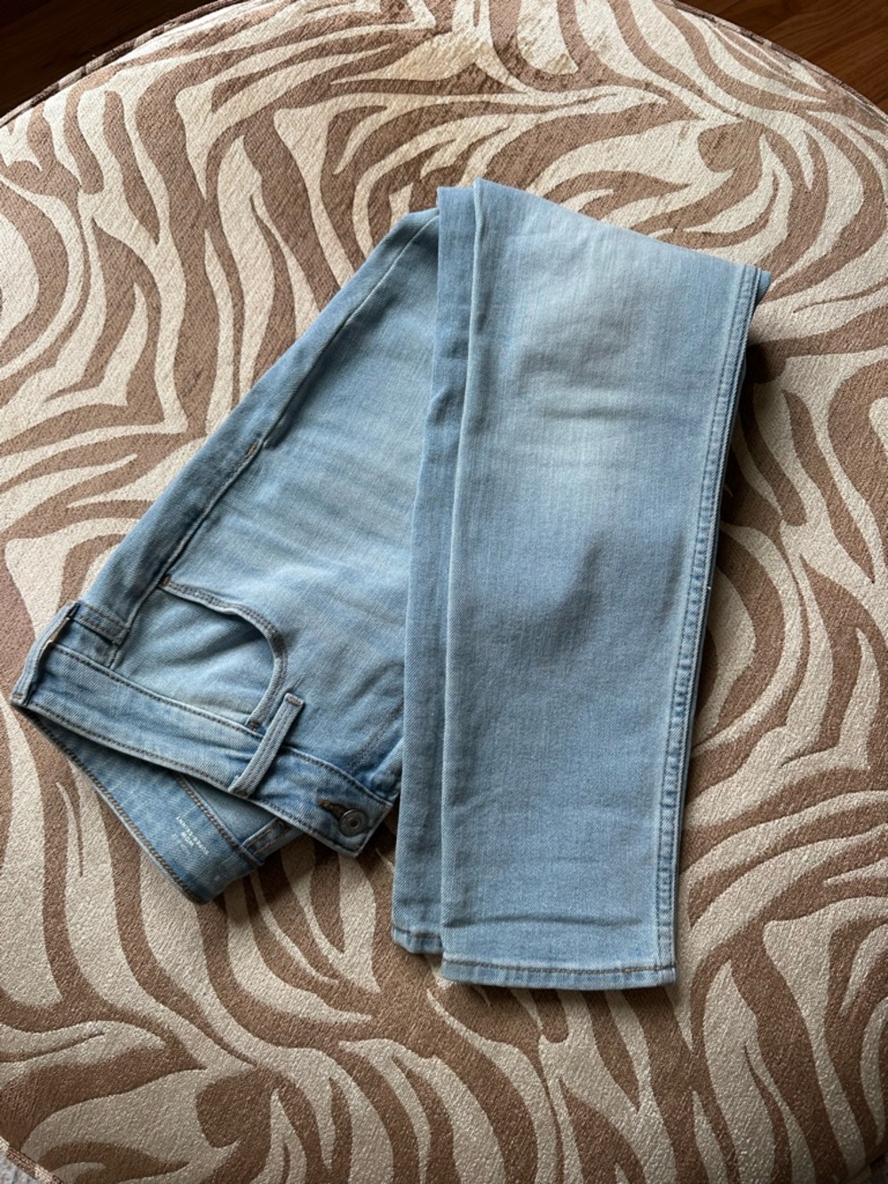 Old Navy Light Blue High-Rise Super Skinny Jeans - Women’s Petite 6 - Picture 4 of 4